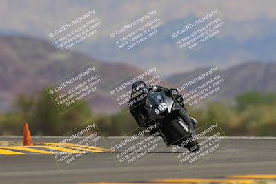 media/Sep-11-2022-SoCal Trackdays (Sun) [[81b7e951af]]/Turn 14 (1130am)/